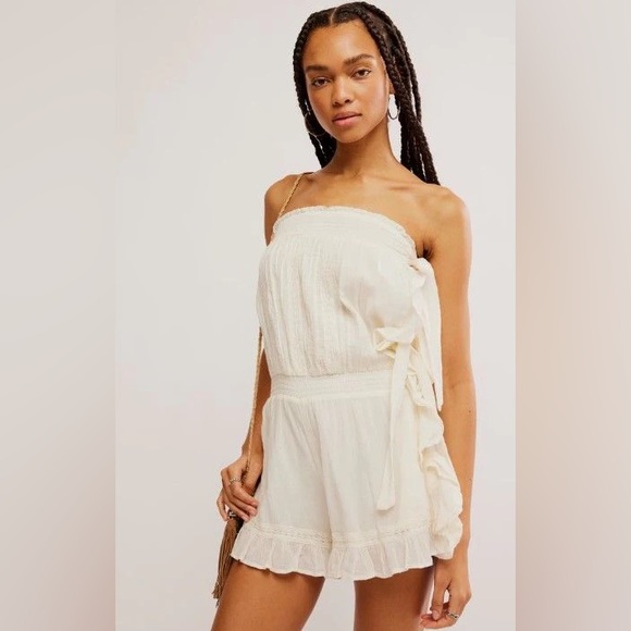 Free People Feeling Fancy Romper Free-est Revolve Large Ivory - Picture 7 of 7